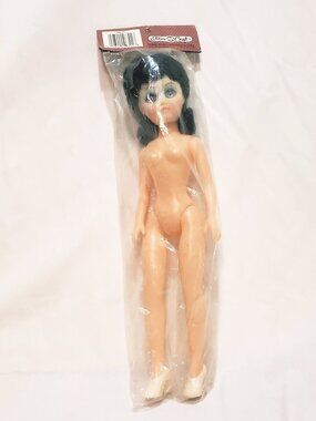 Black Hair Blue Eyes Eye Shadow Plastic Fashion Doll Fibre Craft 15" NOS